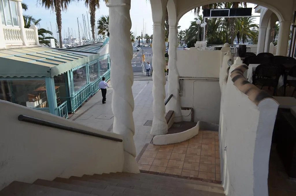 Apartamento en Puerto Marina 204 Benalmádena